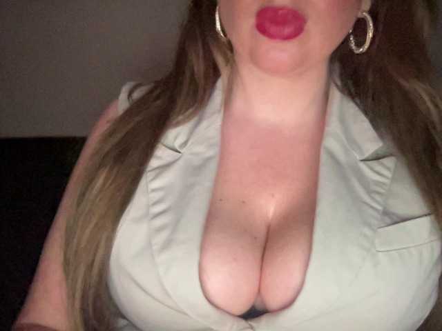 Djelina940 live cam on BongaCams