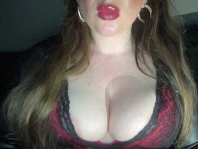 Djelina940 live cam on BongaCams