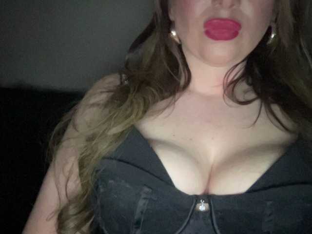 Djelina940's BongaCams show and profile