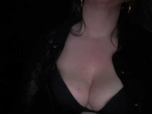 Djelina940 live cam on BongaCams