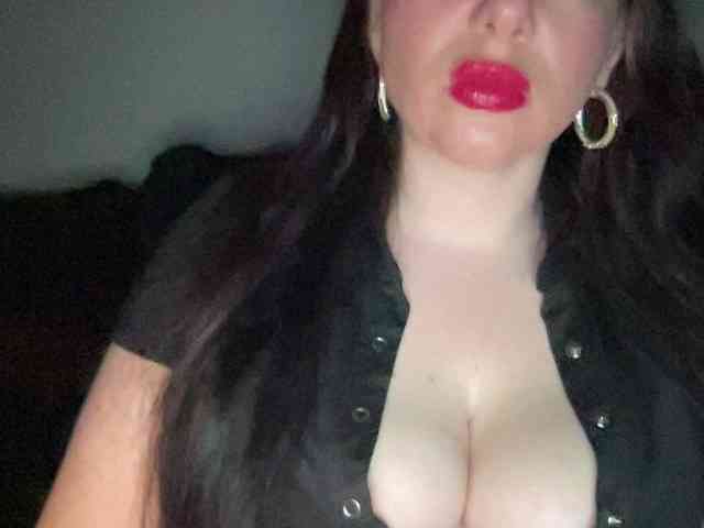 Model: Djelina940
