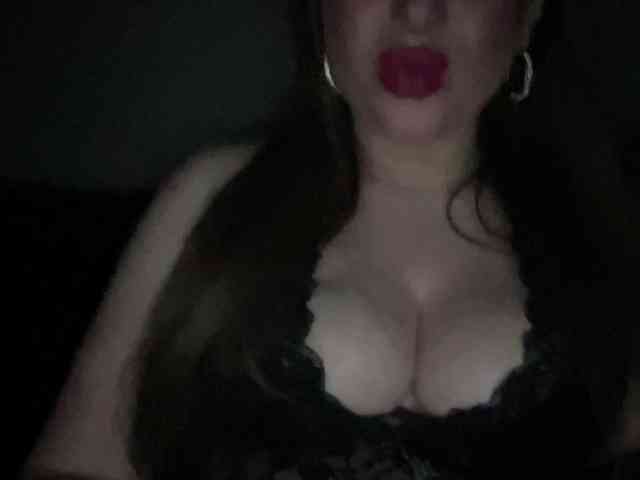 Model: Djelina940
