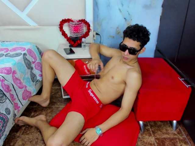 InnocentLooksex