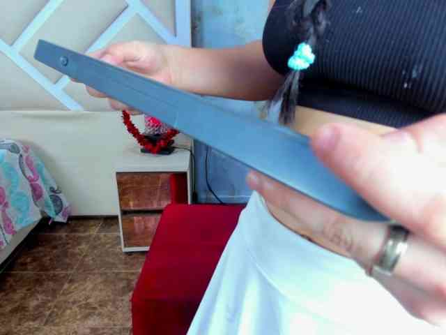 InnocentLooksex webcam