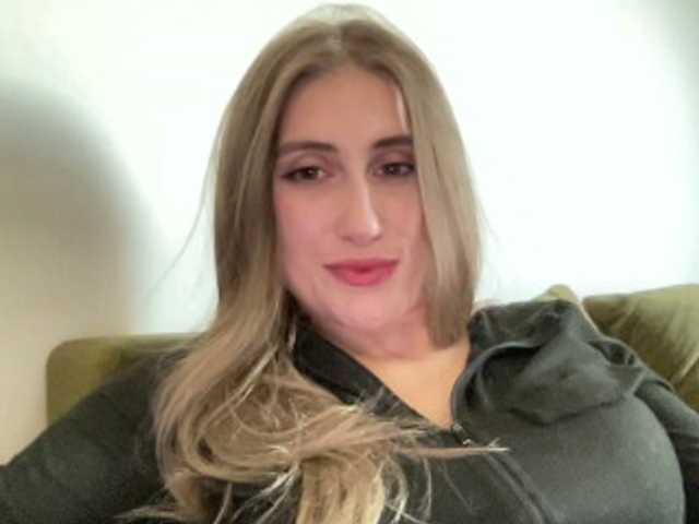 Walkiria19 live cam on BongaCams