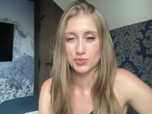 Walkiria19 live cam on BongaCams