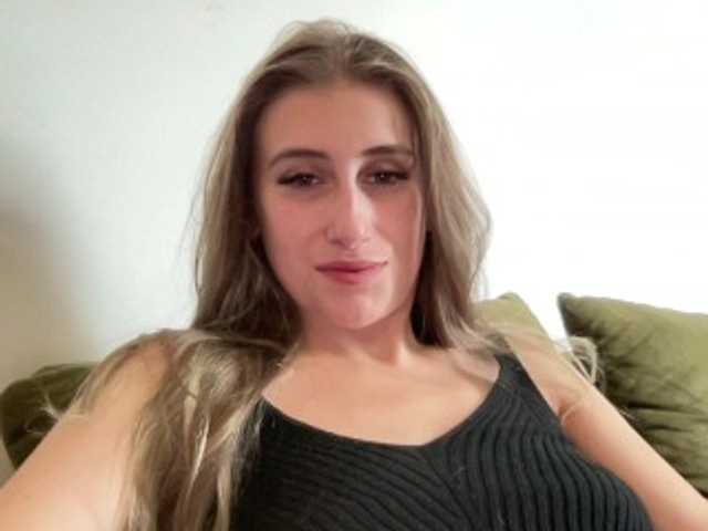 Walkiria19 live cam on BongaCams