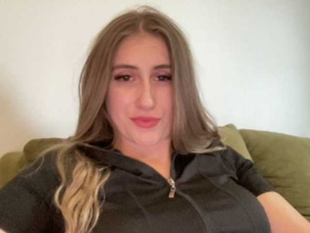 Walkiria19 live cam on BongaCams