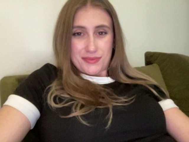 Walkiria19 live cam on BongaCams