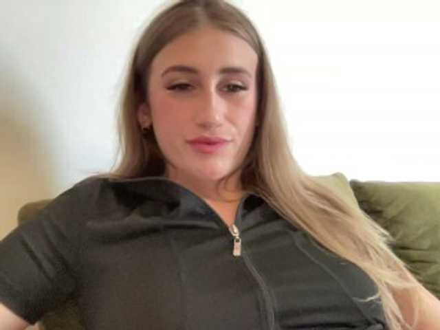 Walkiria19 live cam on BongaCams