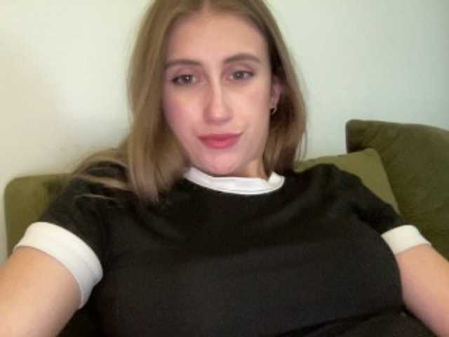 Walkiria19 live cam on BongaCams