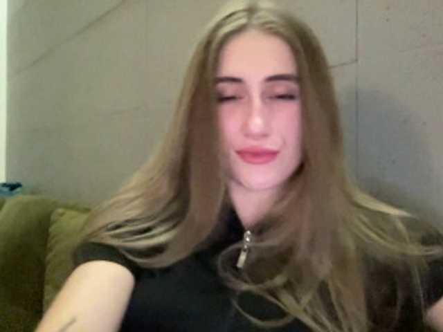 Walkiria19 live cam on BongaCams