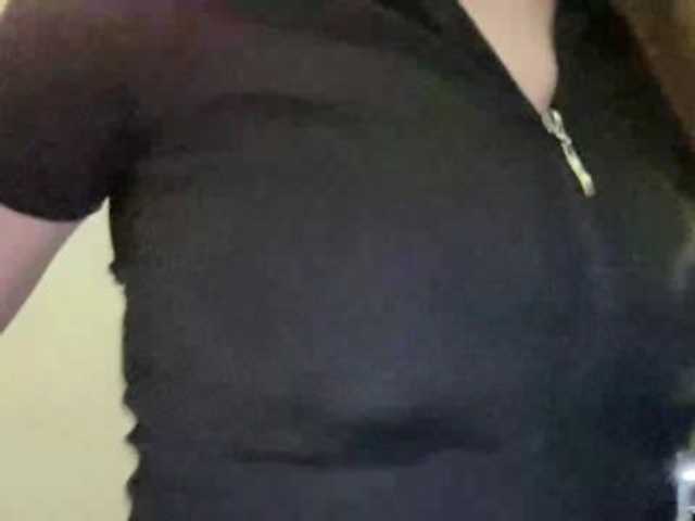 Walkiria19 live cam on BongaCams