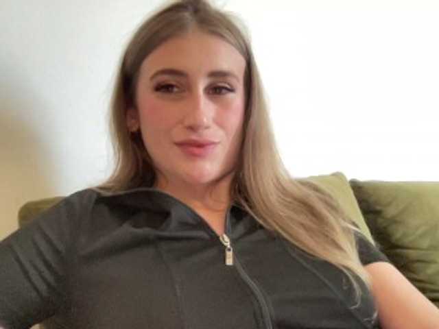 Walkiria19 live cam on BongaCams