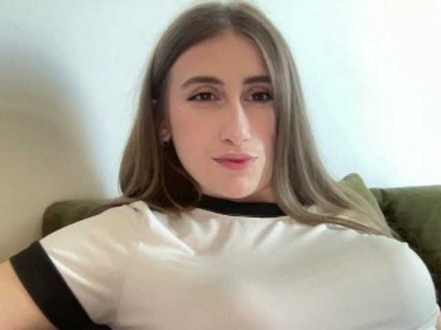 Walkiria19 live cam on BongaCams