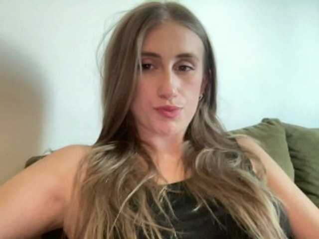 Walkiria19 live cam on BongaCams