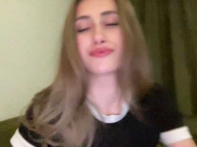 Walkiria19 live cam on BongaCams