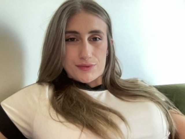 Walkiria19 live cam on BongaCams