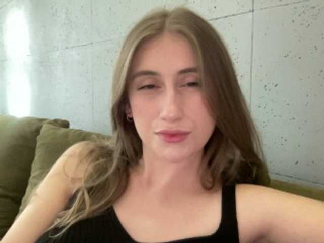 Walkiria19 live cam preview