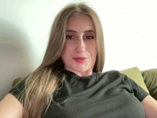 Walkiria19 live cam on BongaCams