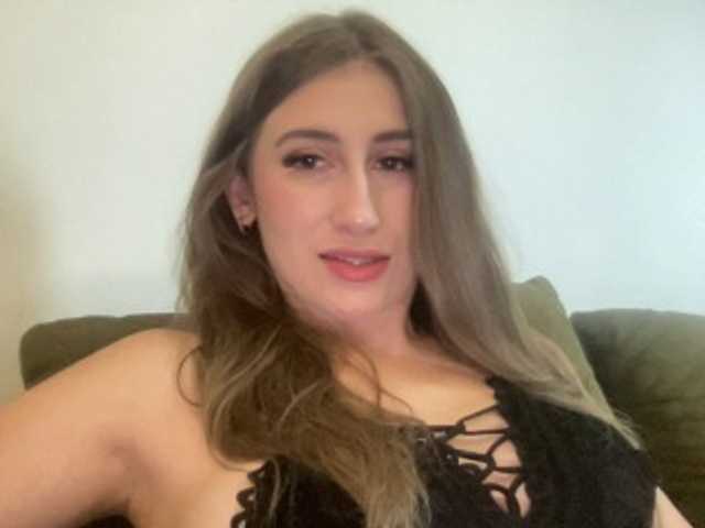 Walkiria19 live cam on BongaCams