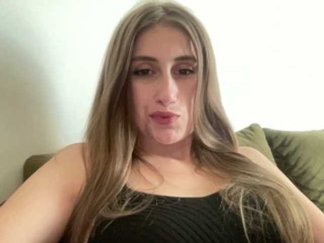 Walkiria19 live cam on BongaCams