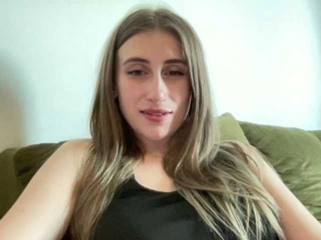 Walkiria19 live cam on BongaCams