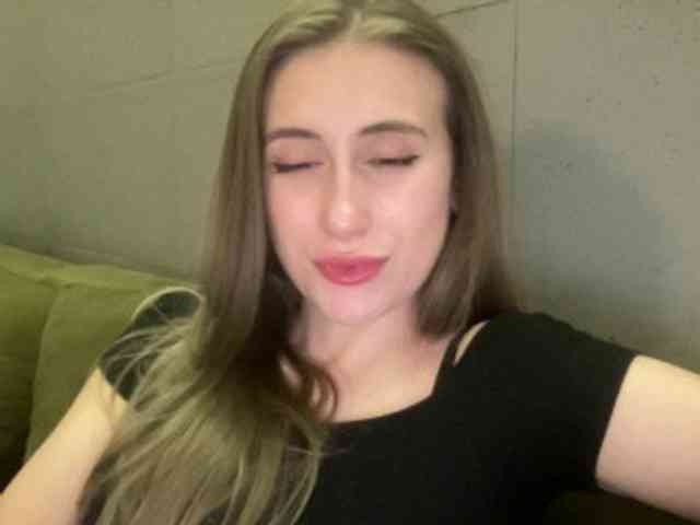 Walkiria19's live stream