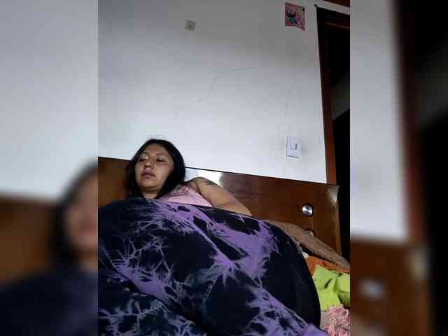 AmberrKiss webcam