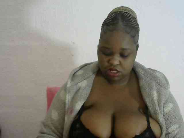SEXYBOOBS22D webcam