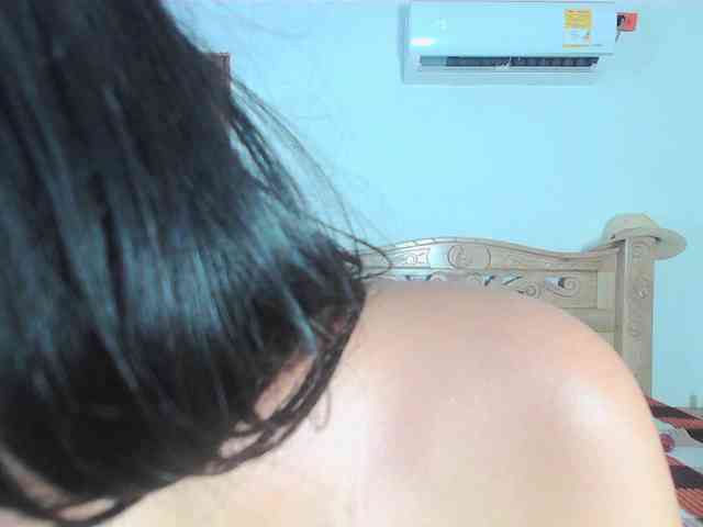 bratz-glloe webcam