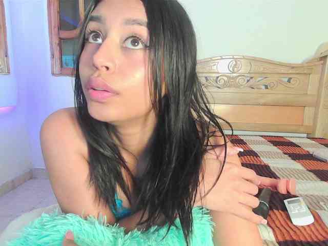 bratz-glloe webcam