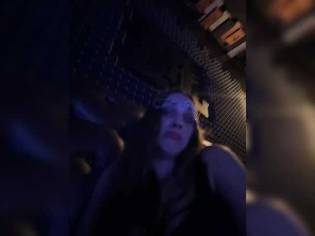 SvetaTimeToJoy live webcam show