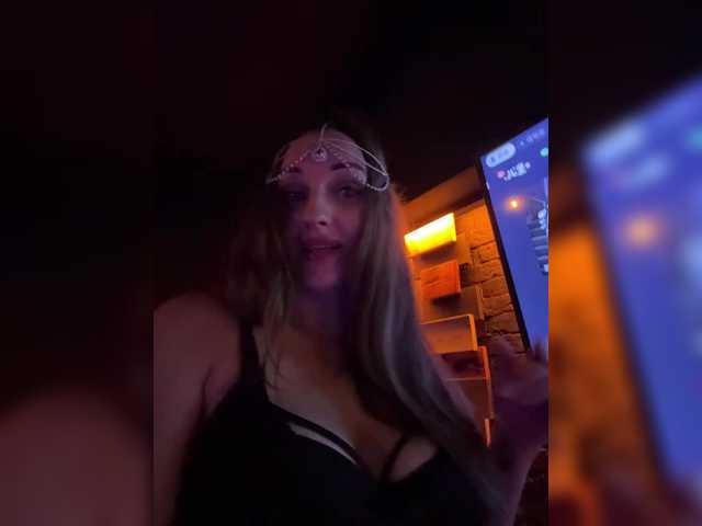 SvetaTimeToJoy live webcam show