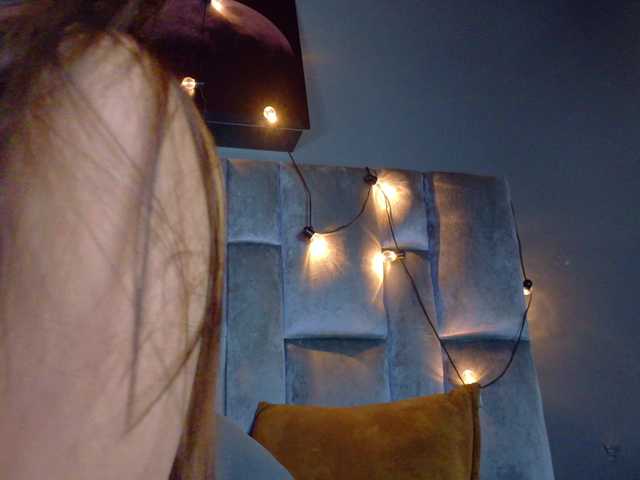 Mia-Anderson live cam on BongaCams