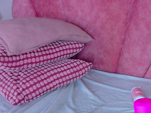 Mia-Anderson live cam on BongaCams