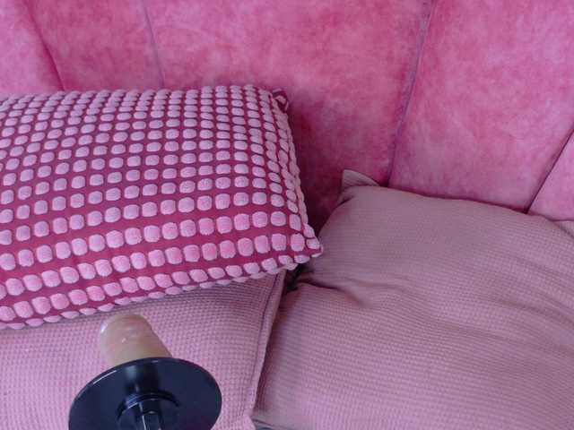 Mia-Anderson live cam on BongaCams