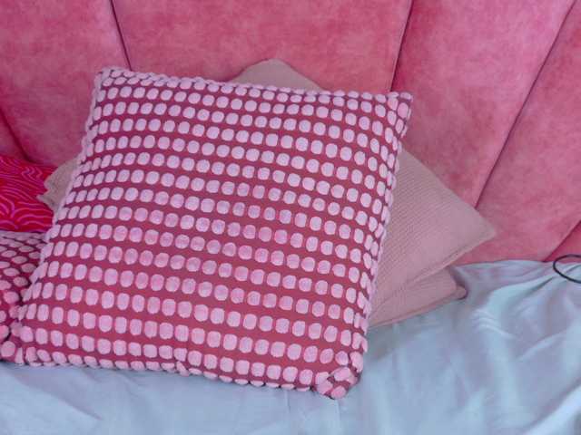 Mia-Anderson live cam on BongaCams