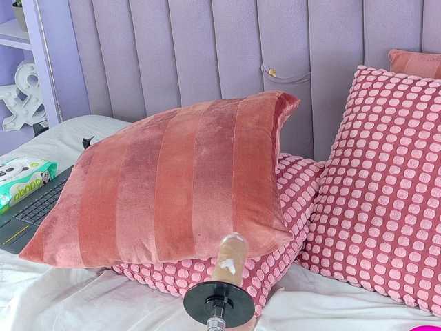 Mia-Anderson live cam