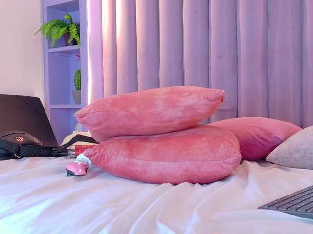 Mia-Anderson's BongaCams show and profile