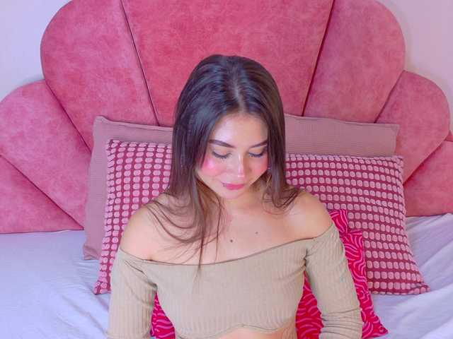 Mia-Anderson's BongaCams show and profile