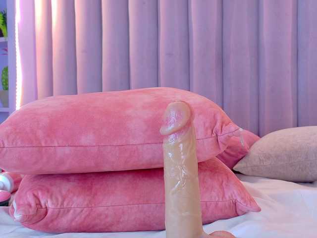 Mia-Anderson's BongaCams show and profile