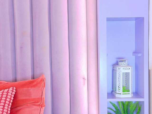Mia-Anderson live cam on BongaCams