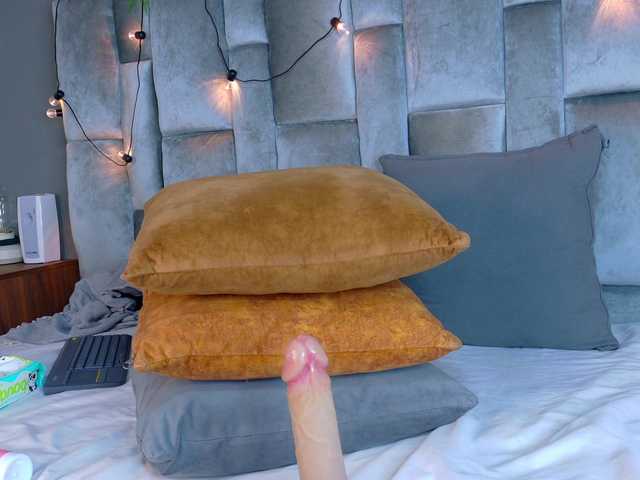 le modèle Mia-Anderson est en webcam porno dans un show sur le site bongacams, il possède les tags suivants: Latino/Hispanic,Redhead,Shaved