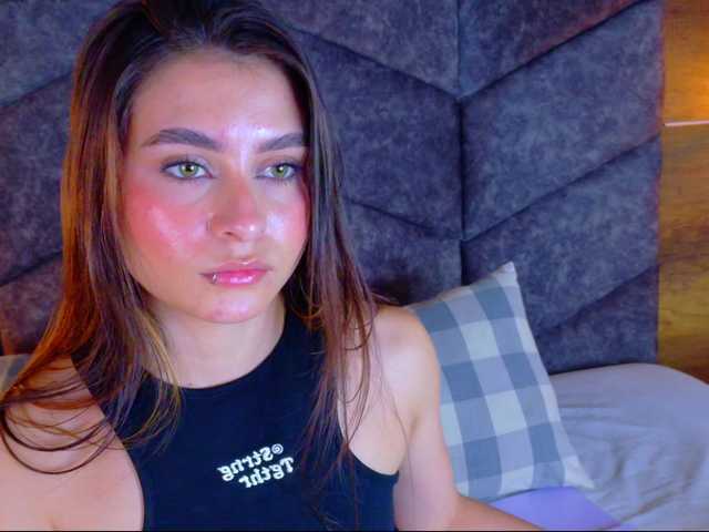 Mia-Anderson live cam on BongaCams