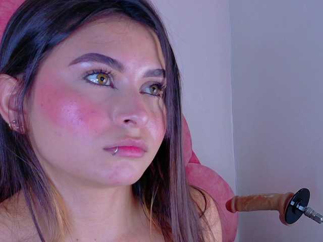 Mia-Anderson live cam on BongaCams