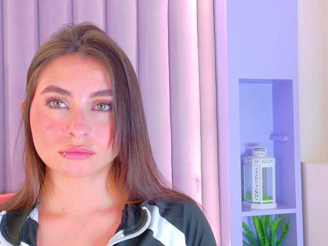 Mia-Anderson live cam on BongaCams