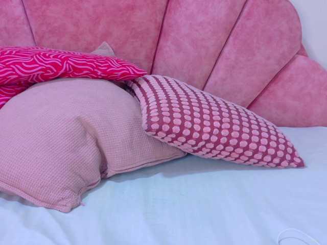 Mia-Anderson live cam on BongaCams