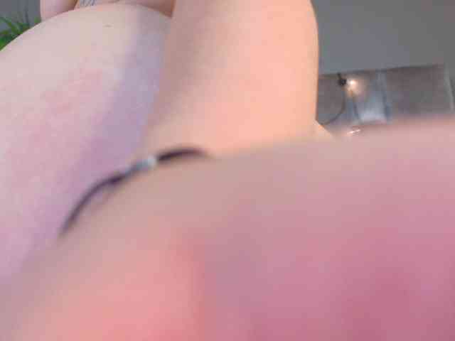 Mia-Anderson webcam