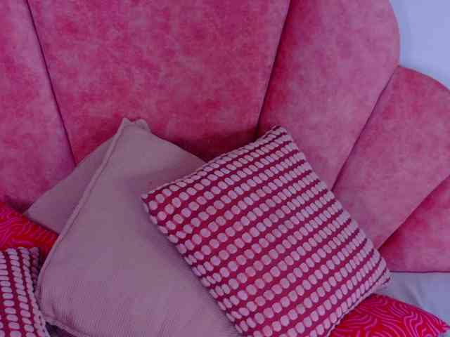 Mia-Anderson webcam